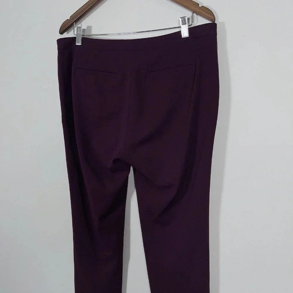 🌟✨2 for $20 ✨🌟 Calvin Klein Purple Zip Pocket Trouser - Picture 9 of 13